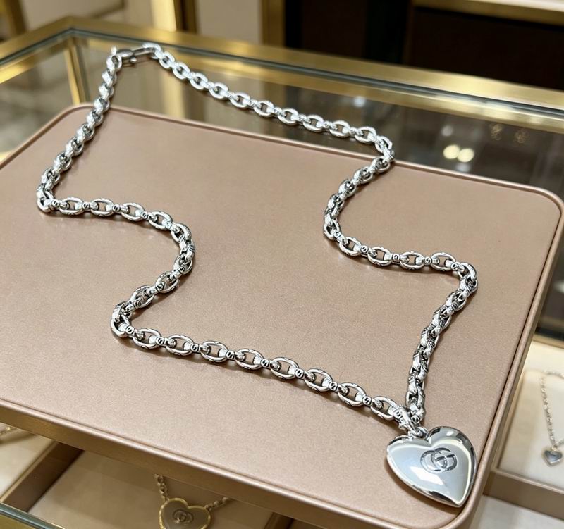 Gucci Necklace 06yxs10